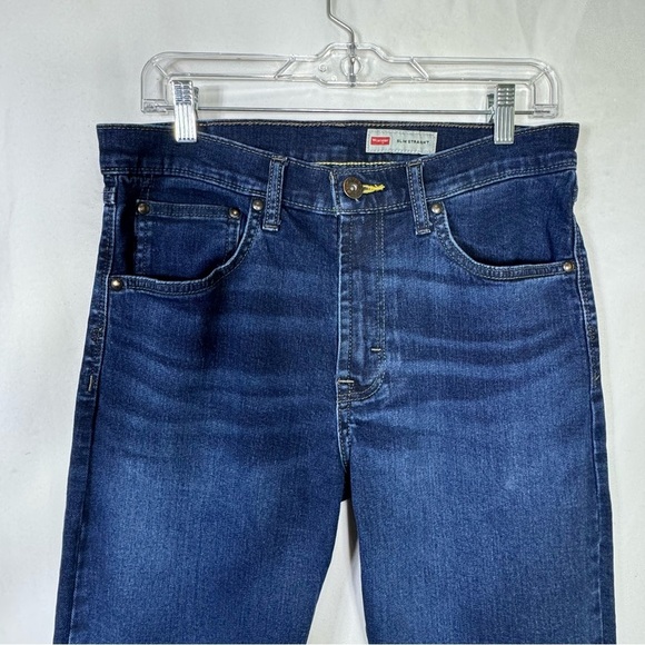 Wrangler Men’s Dark Wash Slim Straight 92SSWDB Jeans 31/32 - Picture 2 of 6